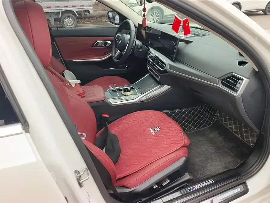 BMW 3 Series 2024 из CN, фото 3