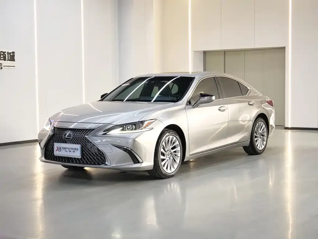 Lexus ES 2022 из CN, фото 1