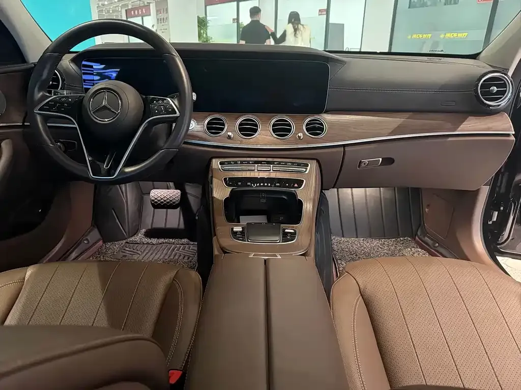 Mercedes-Benz E-Class 2022 из CN, фото 4