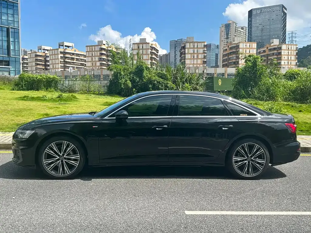 Audi A6L — фото 4