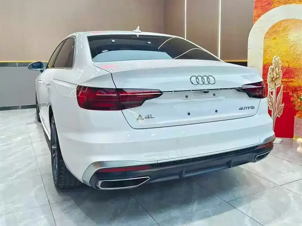Audi A4L 2021 из CN, фото 6