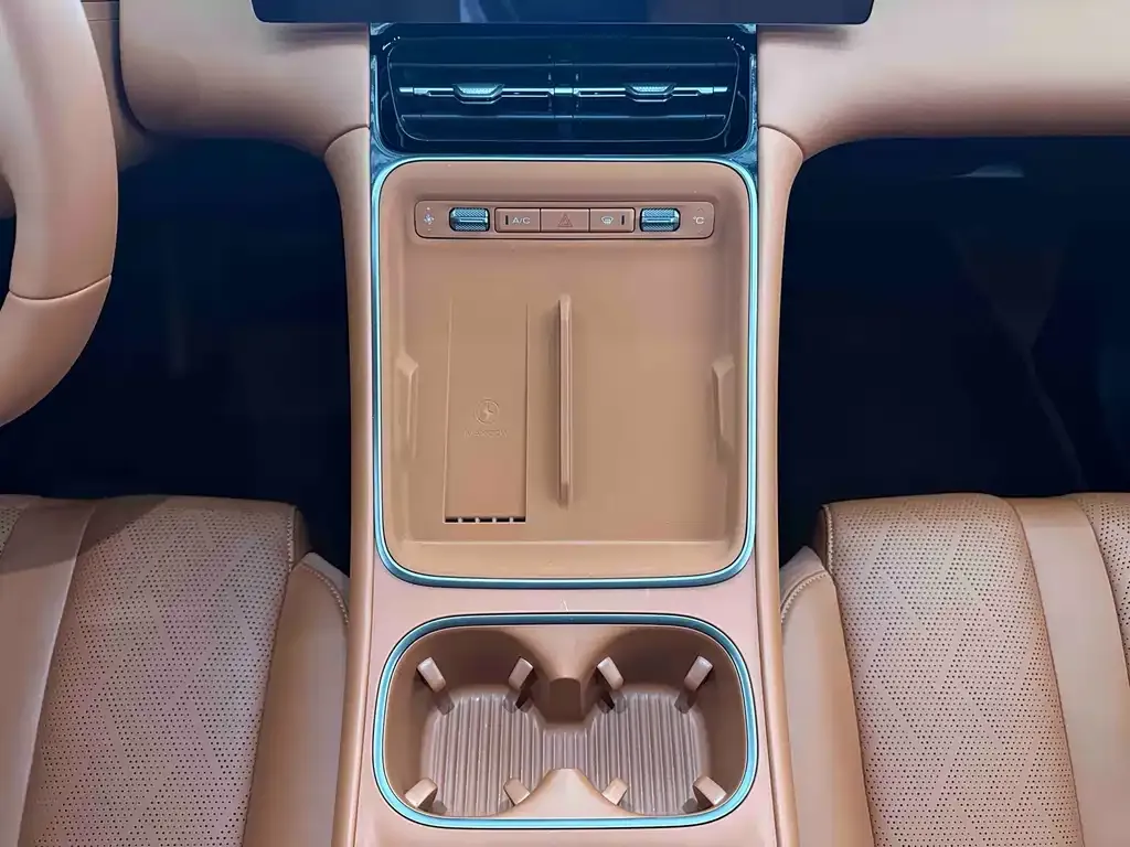 Wuling Xingguang S 2025 из CN, фото 10