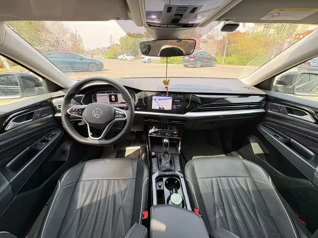 Volkswagen Passat — фото 6