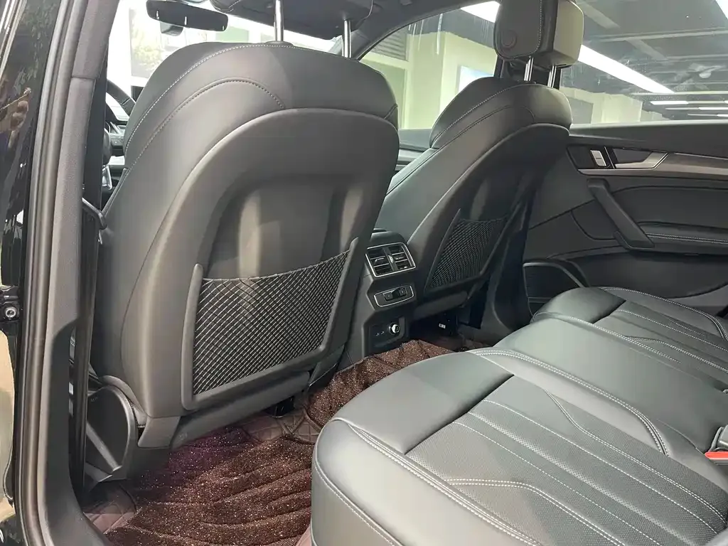 Audi Q5L 2025 из CN, фото 5