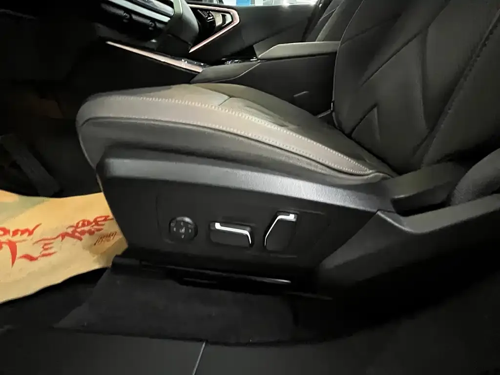 BMW X3 2025 из CN, фото 2