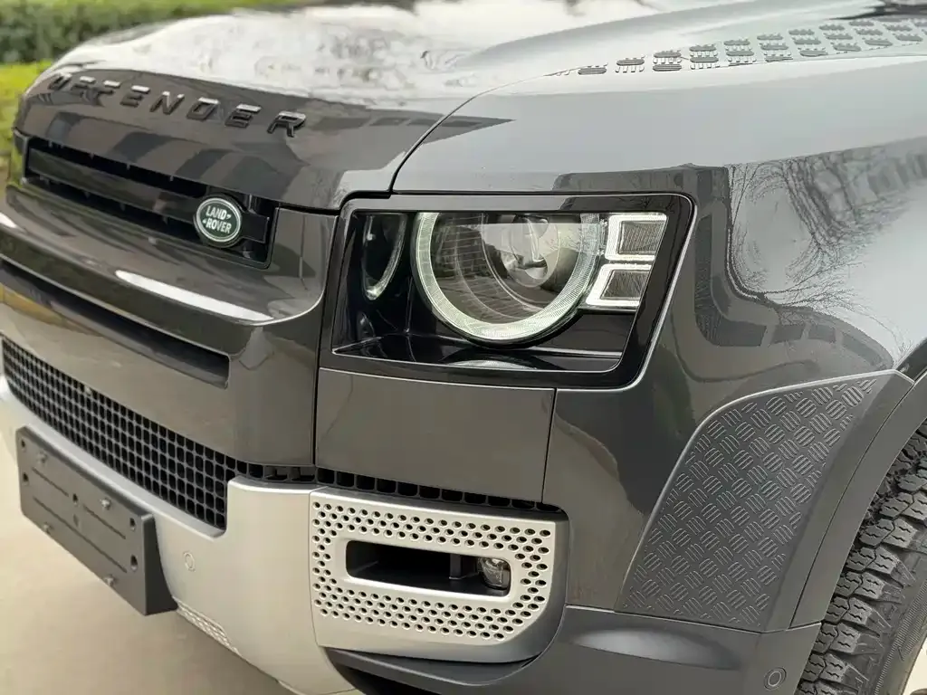 Land Rover Defender — фото 9
