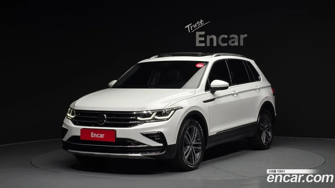 Volkswagen Tiguan — фото 1