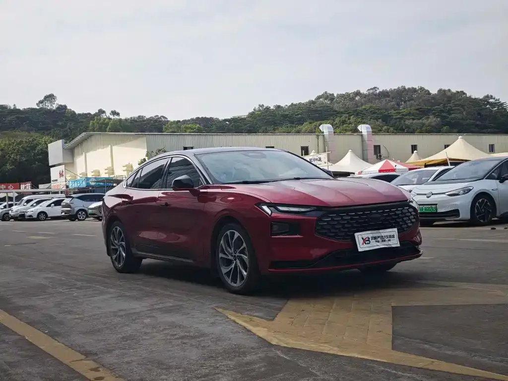 Ford Mondeo 2022 из CN, фото 3