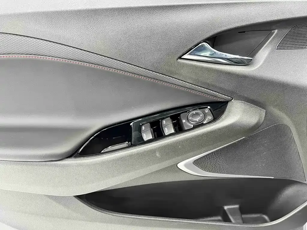 Chevrolet Volando 2023 из CN, фото 10