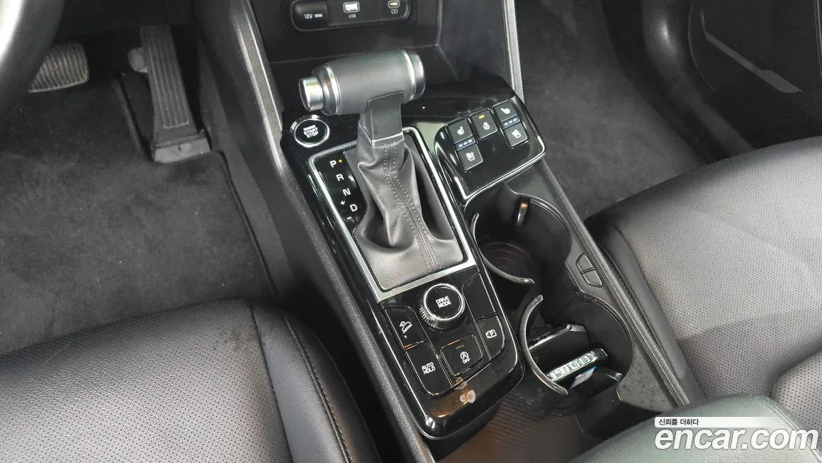 Kia Sportage — фото 9