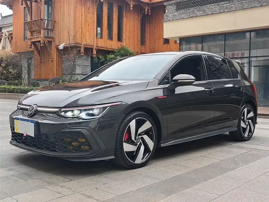 Volkswagen Golf GTI 2024 из CN, фото 1