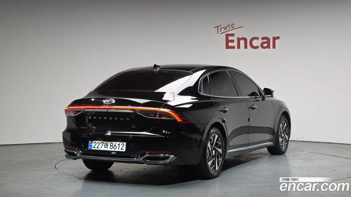 Hyundai Grandeur 2021 из KR, фото 9