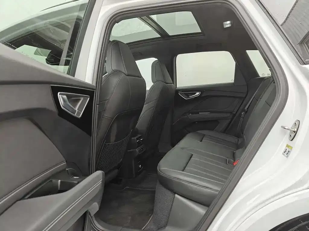 Audi Q4 e-tron 2024 из CN, фото 5