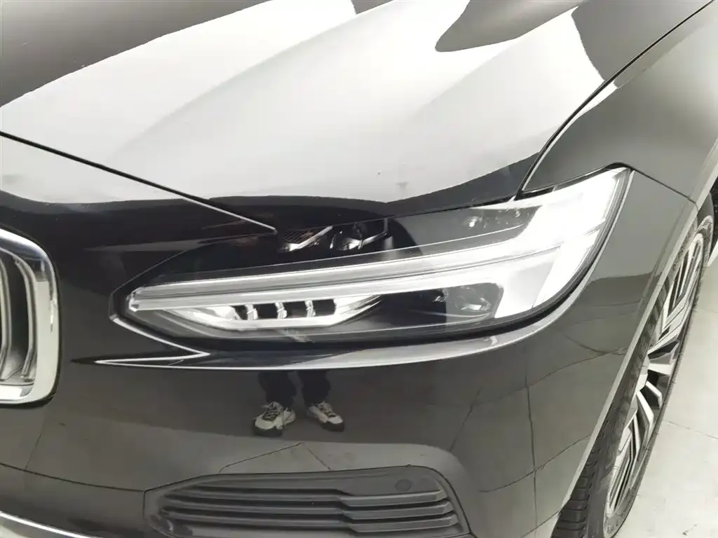 Volvo S90 PHEV 2023 из CN, фото 9