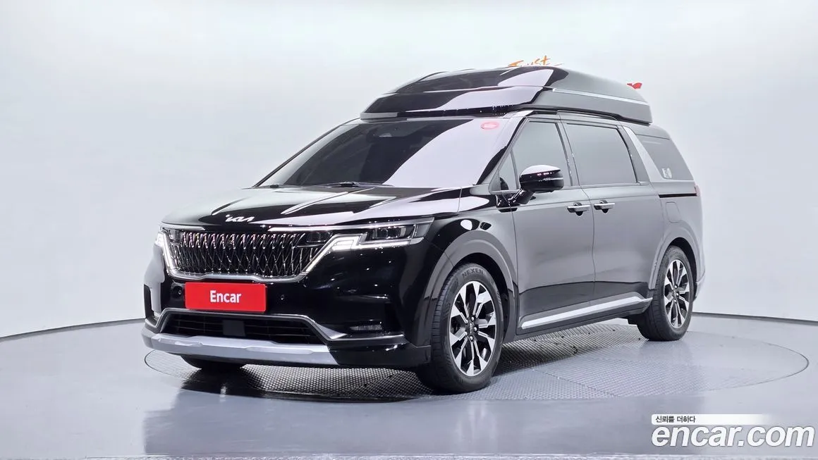 Kia Carnival — фото 1