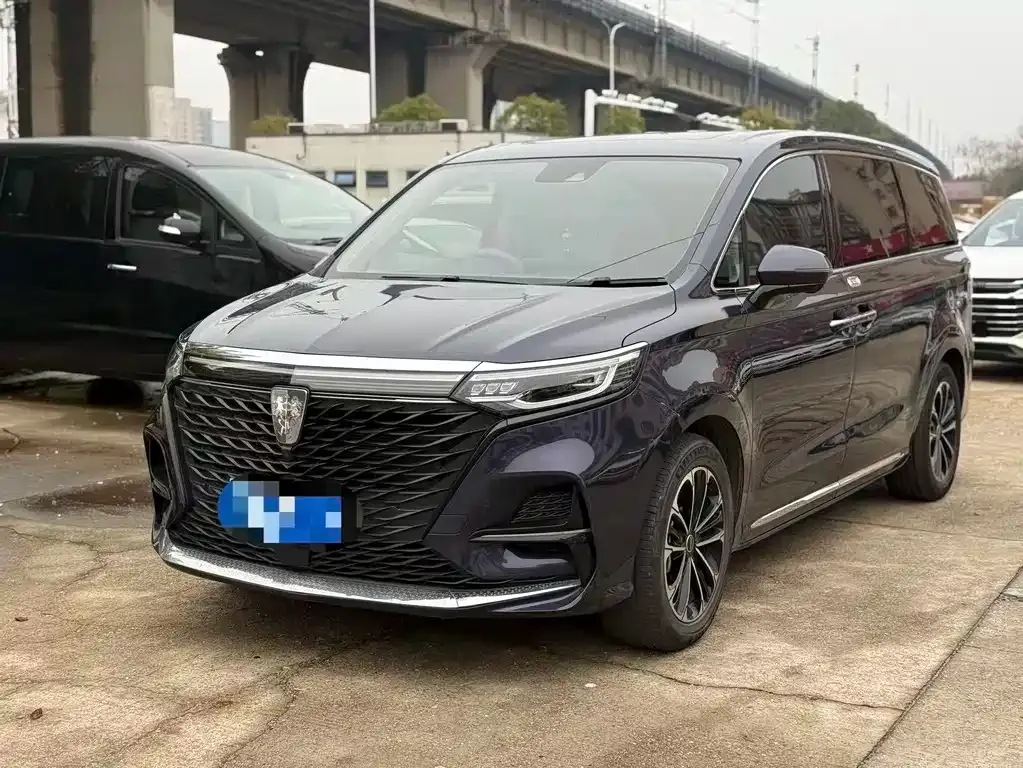 Roewe iMAX8 — фото 1