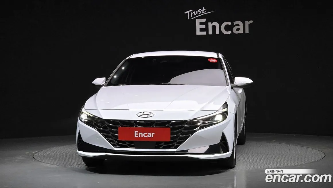 Hyundai AVANTE — фото 2