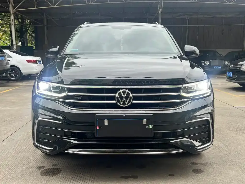 Volkswagen Tiguan L 2022 из CN, фото 4
