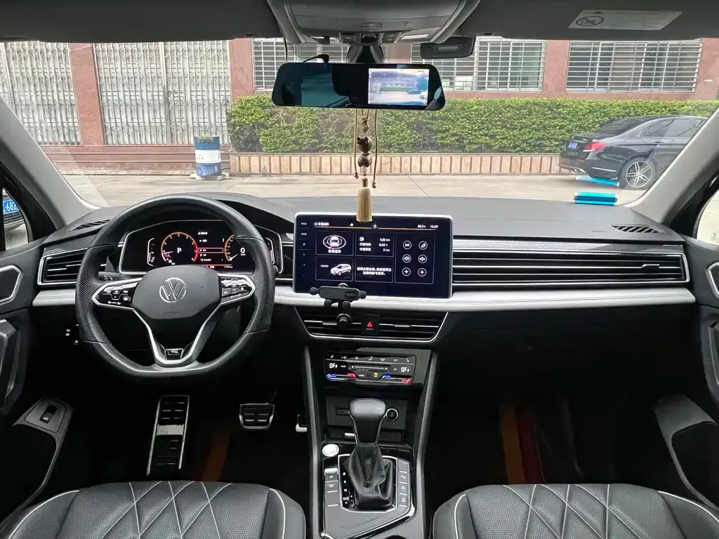 Volkswagen Tiguan L 2022 из CN, фото 8