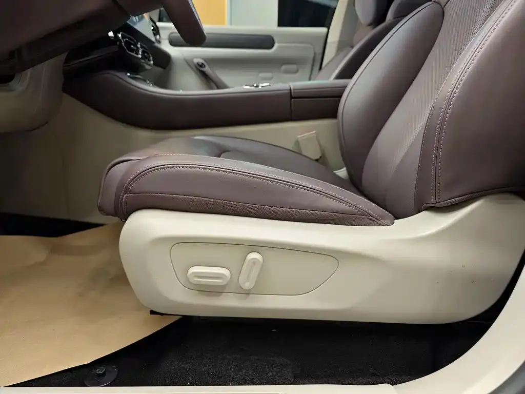 Leapmotor C11 2025 из CN, фото 4