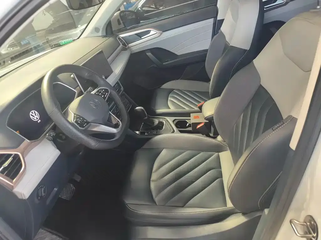 Volkswagen Tharu 2024 из CN, фото 8