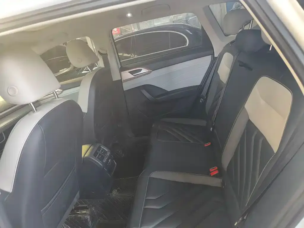 Volkswagen Tharu 2024 из CN, фото 4