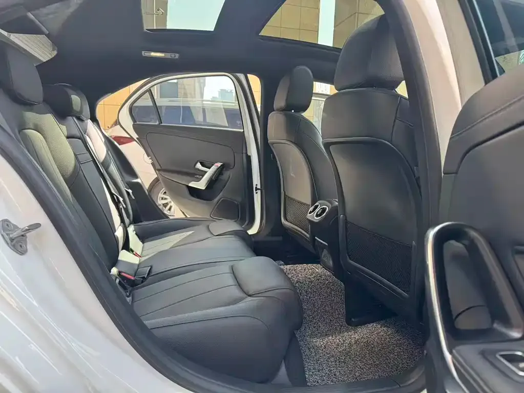 Mercedes-Benz A-Class 2022 из CN, фото 2