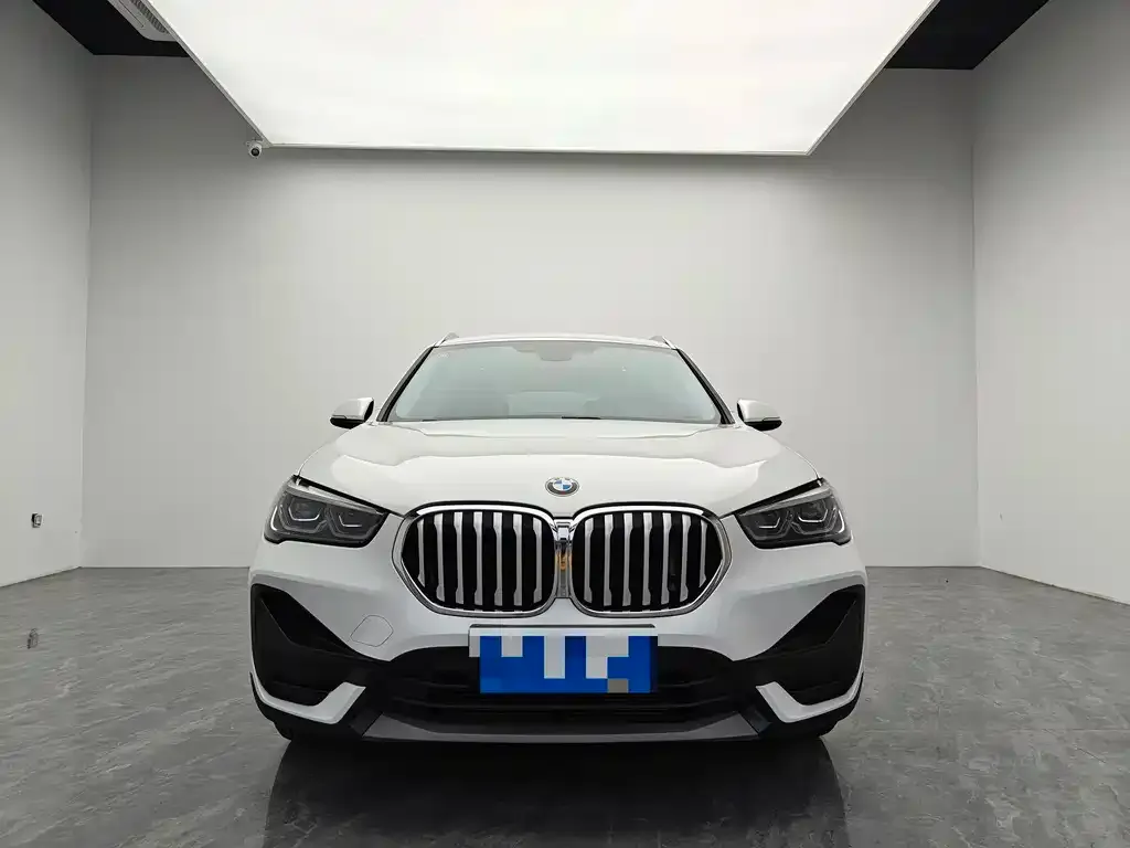 BMW X1 — фото 3