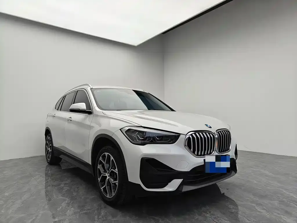 BMW X1 — фото 2