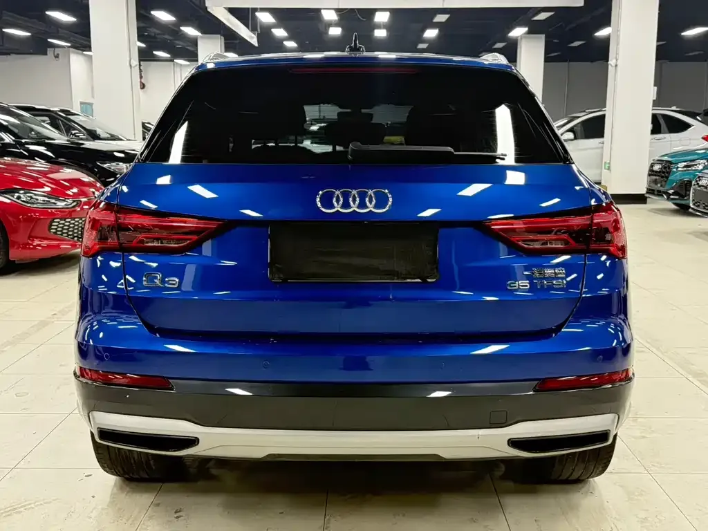 Audi Q3 — фото 9