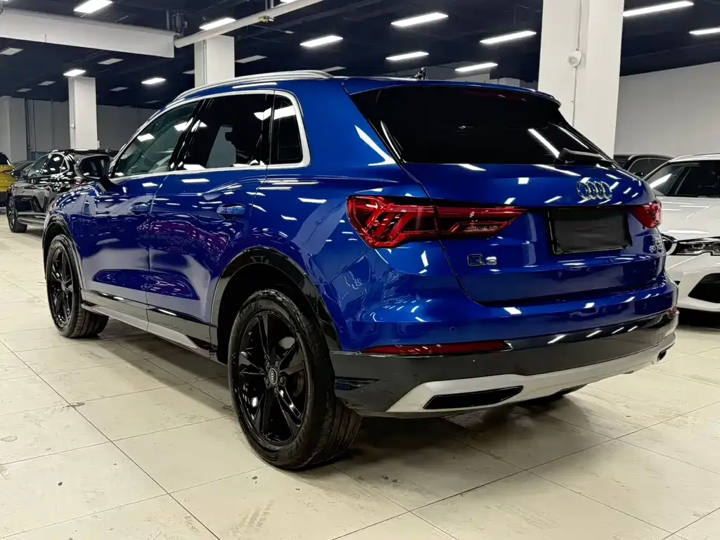 Audi Q3 — фото 5