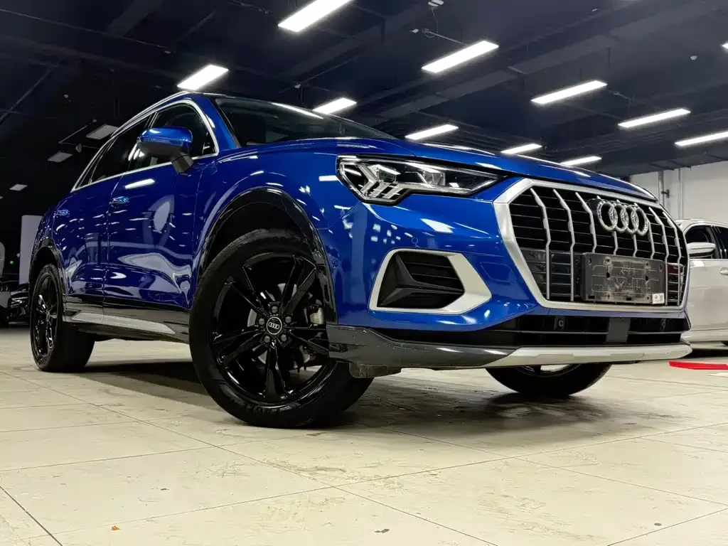 Audi Q3 — фото 4
