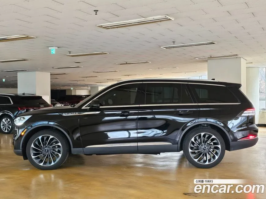 Lincoln Aviator — фото 5