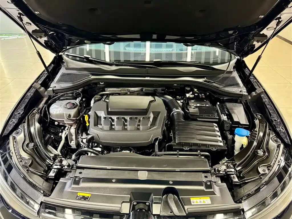 Volkswagen Passat — фото 7
