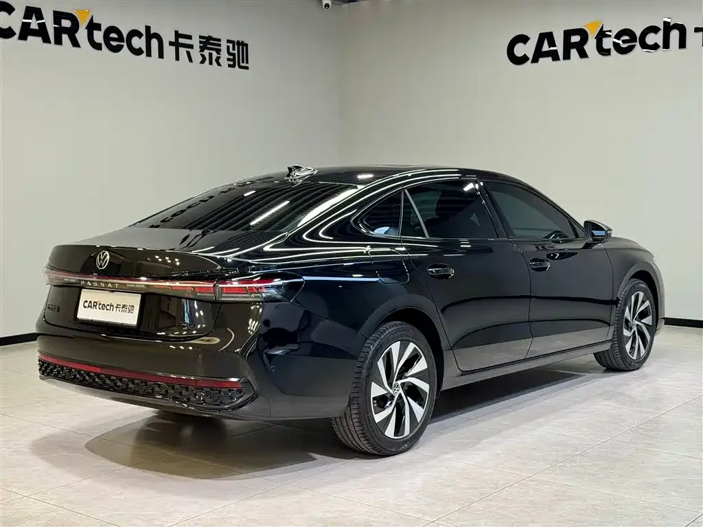 Volkswagen Passat — фото 4