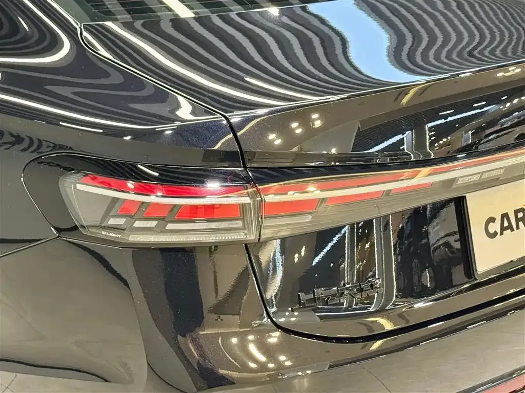 Volkswagen Passat — фото 3