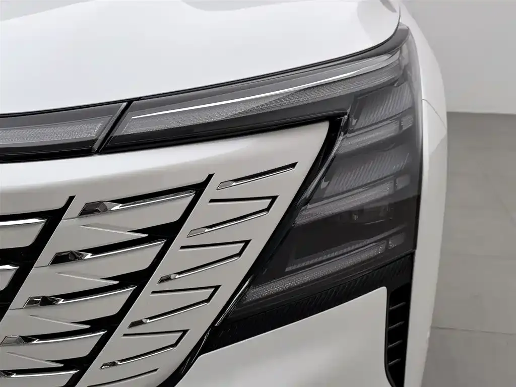 Changan CS75PLUS — фото 8