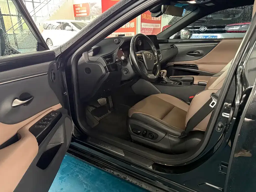Lexus ES 2022 из CN, фото 6
