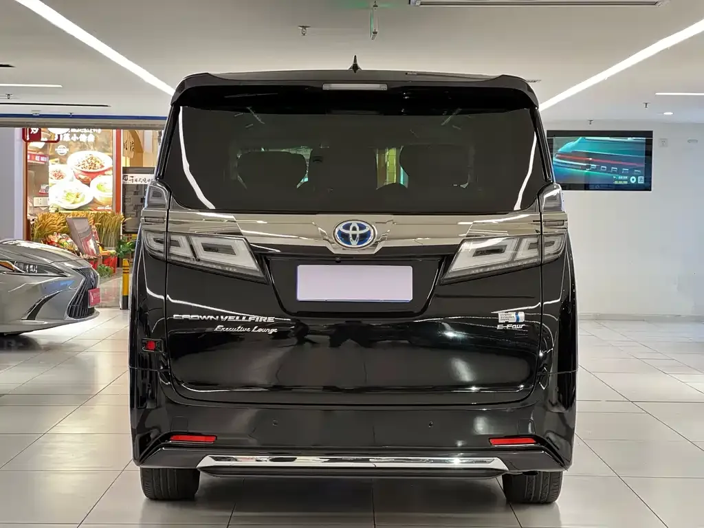 Toyota Vellfire 2022 из CN, фото 5