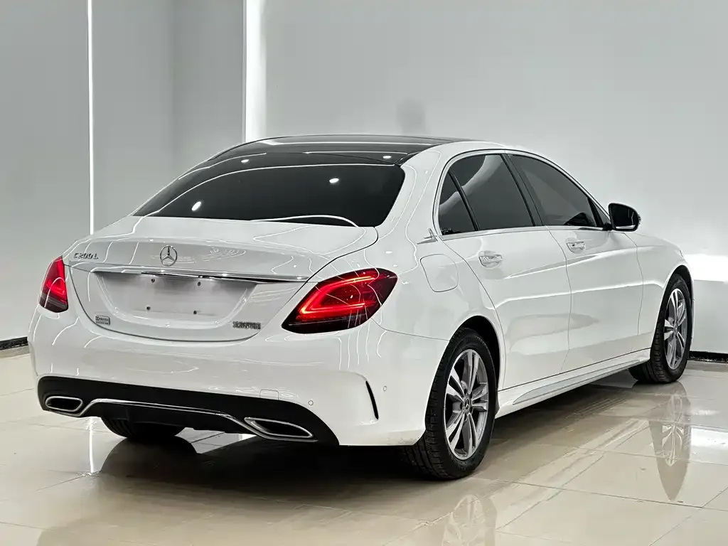 Mercedes-Benz C-Class — фото 4
