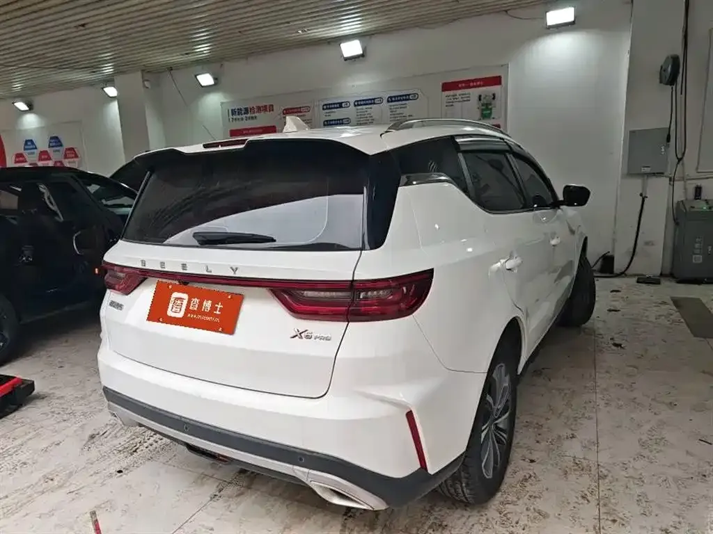 Geely Vision X6 2023 из CN, фото 4