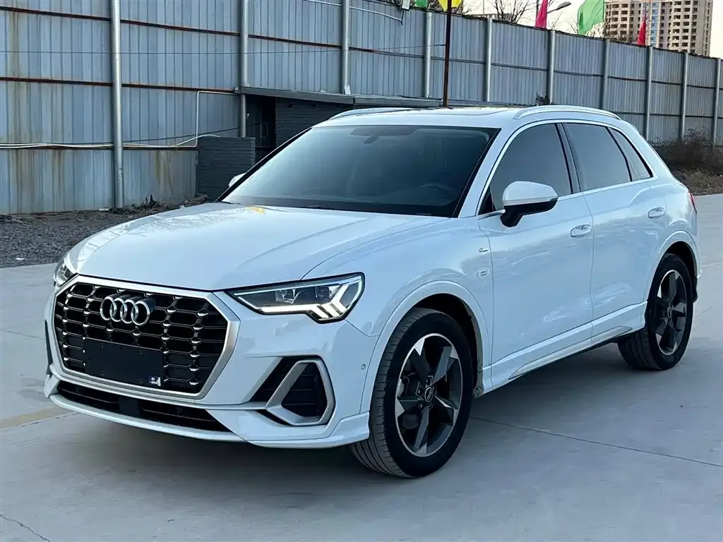 Audi Q3 2022 из CN, фото 1