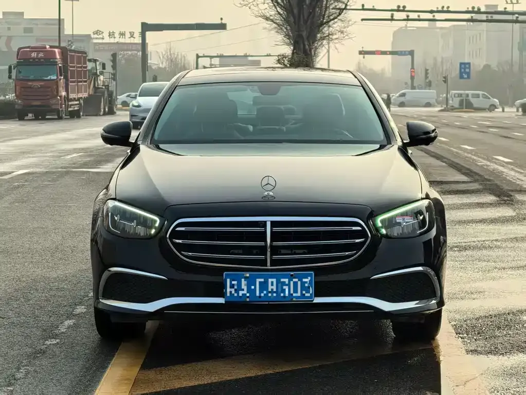 Mercedes-Benz E-Class 2022 из CN, фото 2