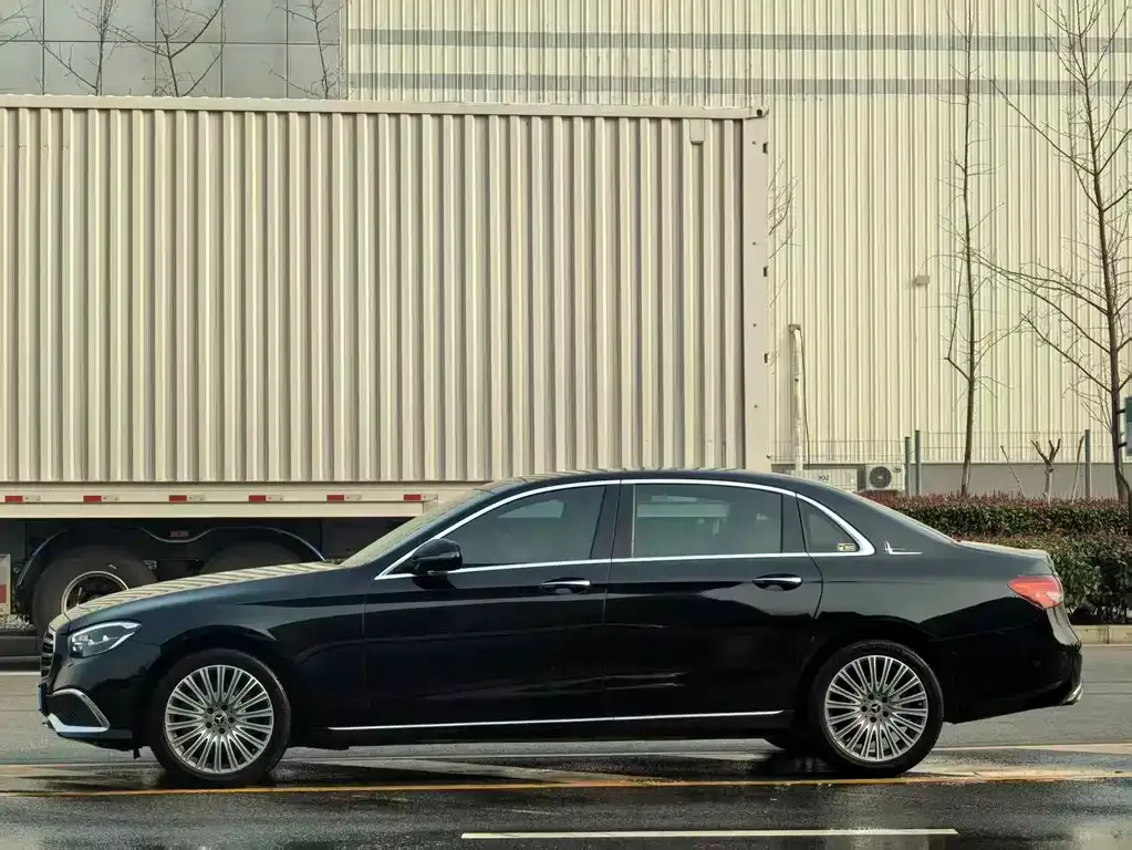 Mercedes-Benz E-Class 2022 из CN, фото 4
