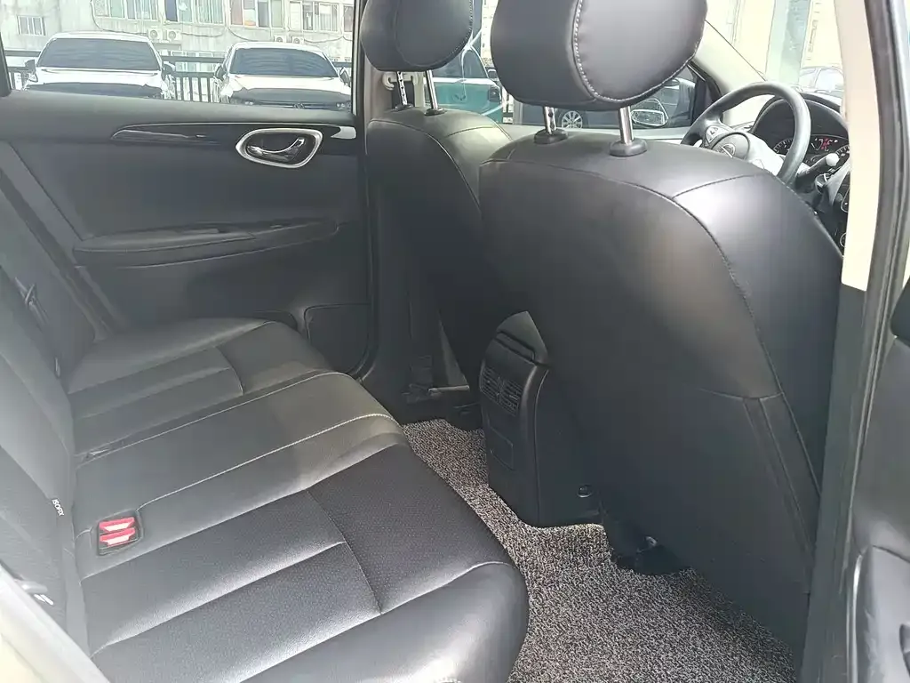 Nissan Sylphy 2023 из CN, фото 4