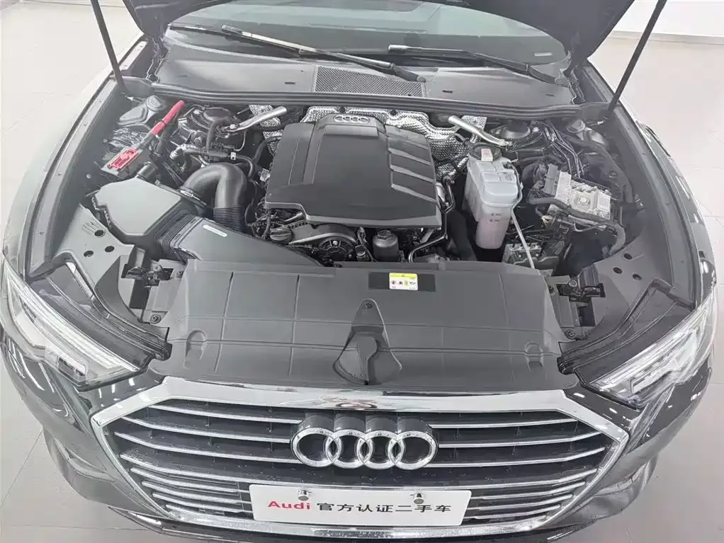Audi A6L — фото 10
