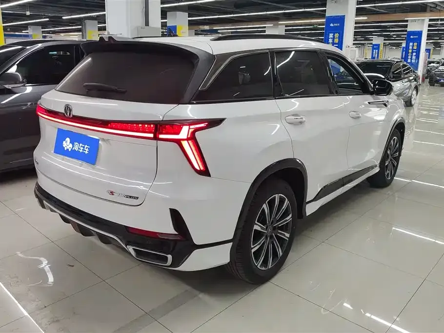 Changan CS75PLUS — фото 2