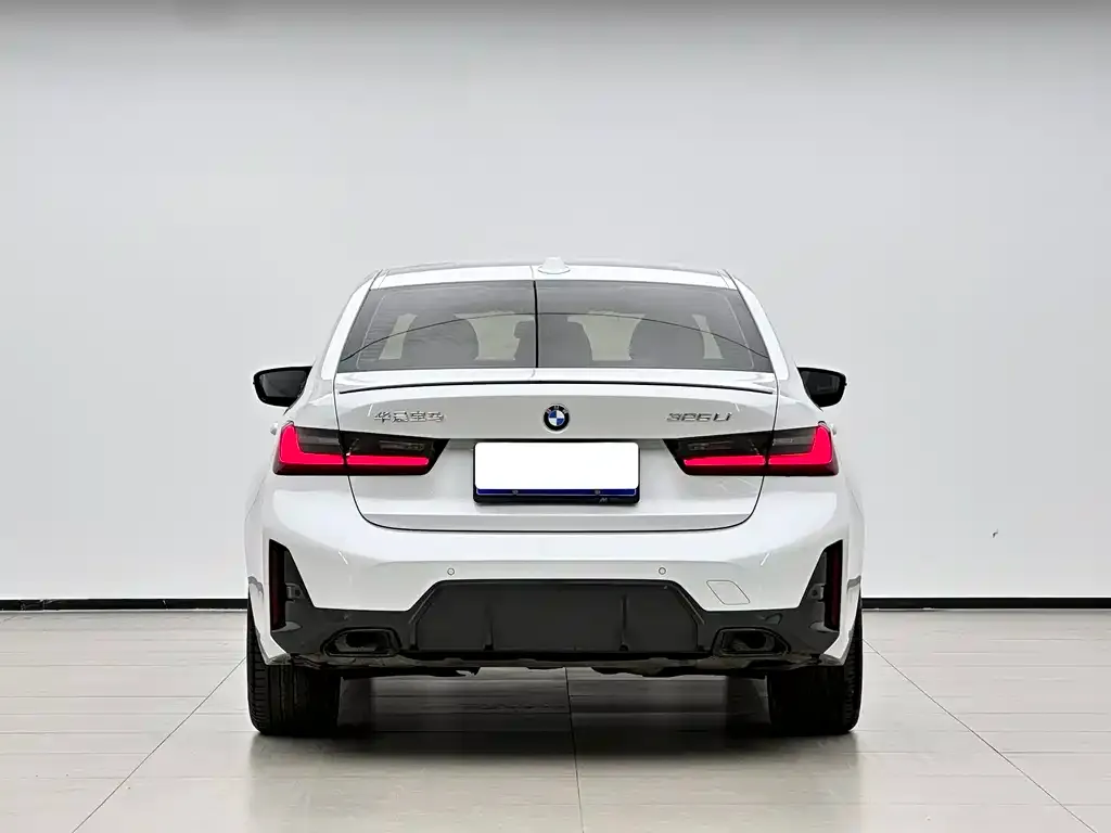 BMW 3 Series 2023 из CN, фото 5