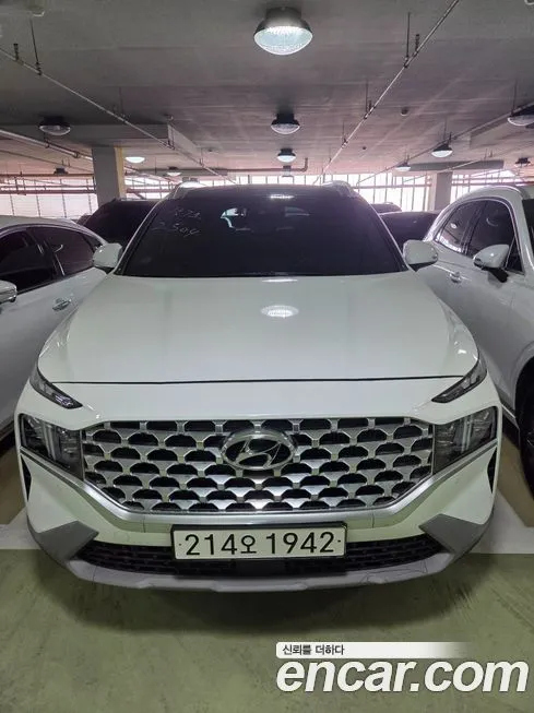 Hyundai Santafe — фото 1