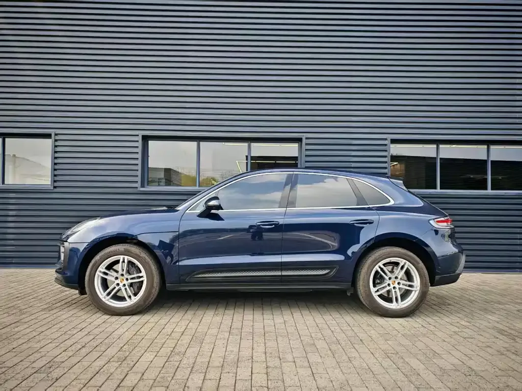 Porsche Macan — фото 9